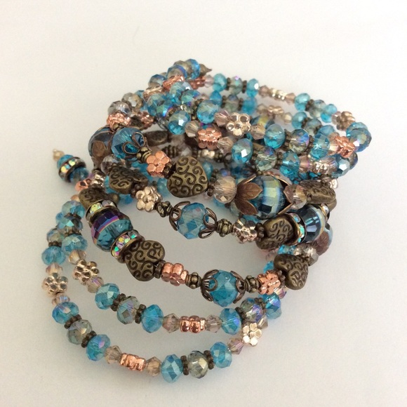 🎉Turquoise Swavorski Crystal Bracelet.  Handmade - Picture 3 of 3